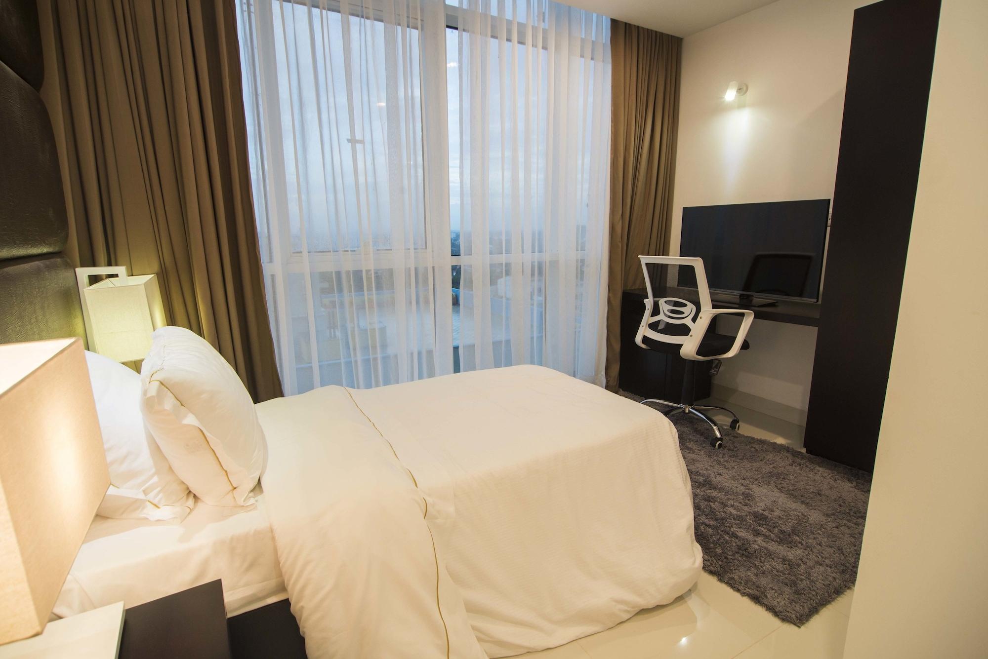 Platinum One Suites Colombo Exterior foto